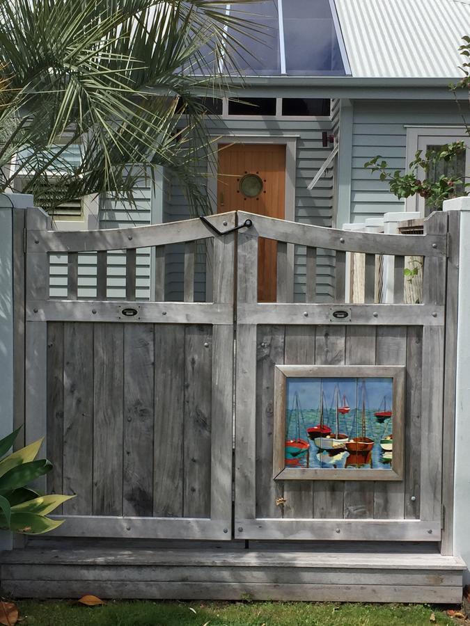 Manly Beach Guesthouse Whangaparaoa Exterior foto